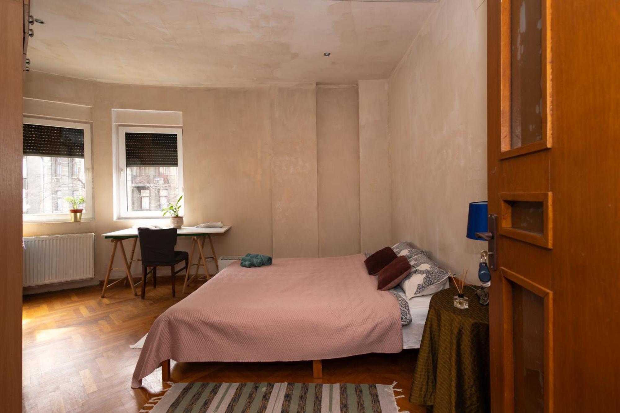 בוקרשט Shared Retro Vintage Luxury Apartment מראה חיצוני תמונה