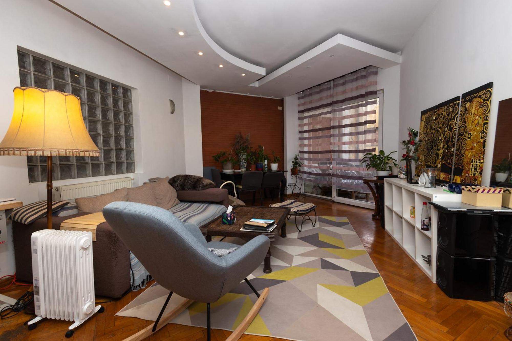 בוקרשט Shared Retro Vintage Luxury Apartment מראה חיצוני תמונה