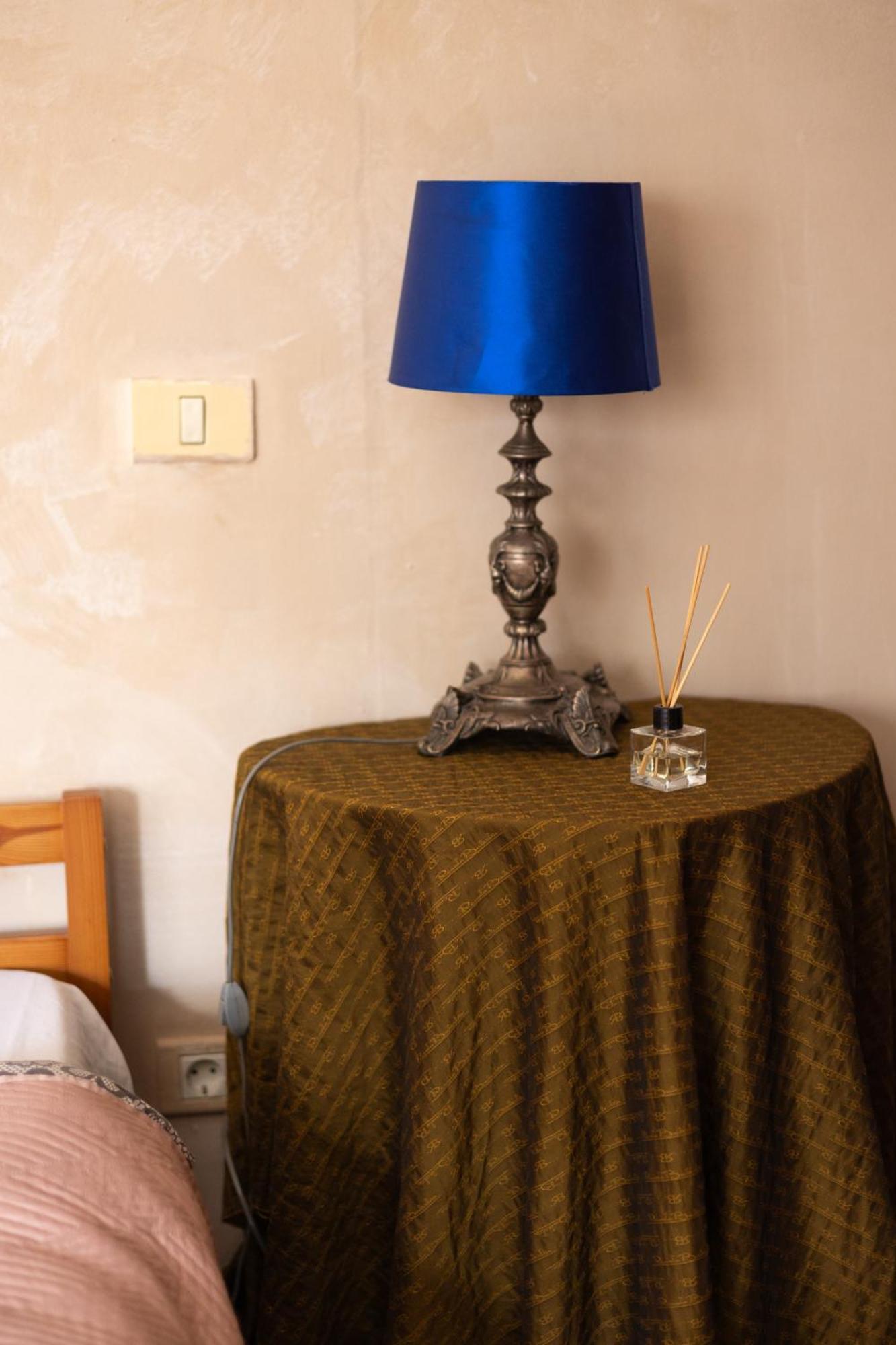 בוקרשט Shared Retro Vintage Luxury Apartment מראה חיצוני תמונה